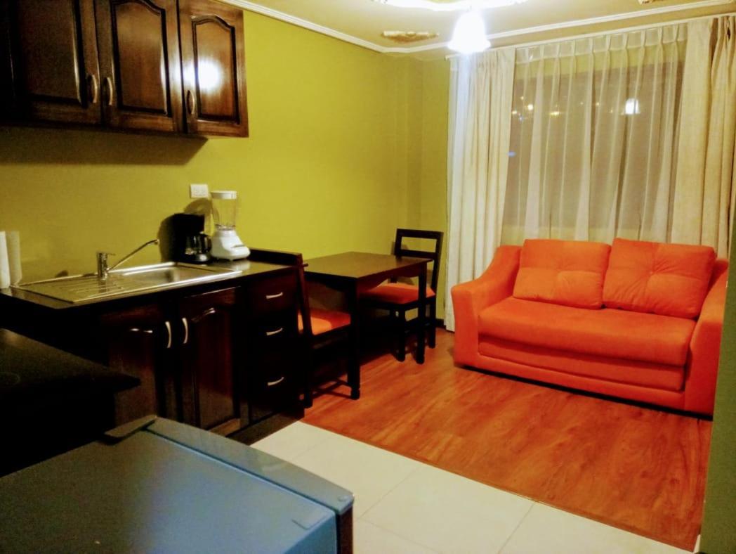Casa De Huespedes Tu Parada En Cuenca Bagian luar foto