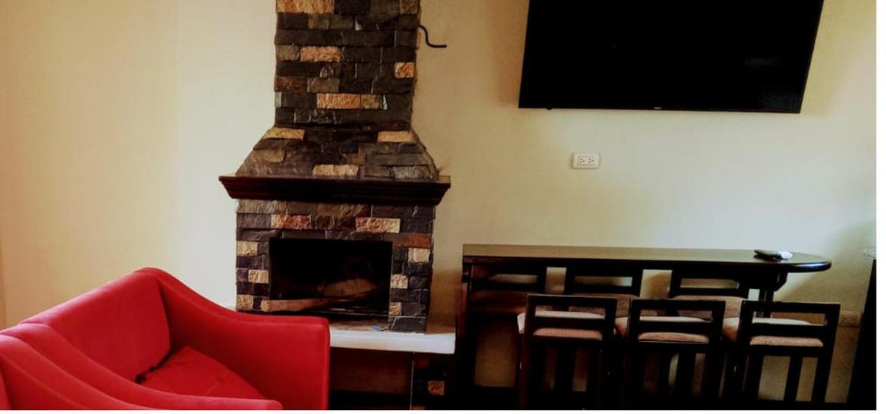 Casa De Huespedes Tu Parada En Cuenca Bagian luar foto