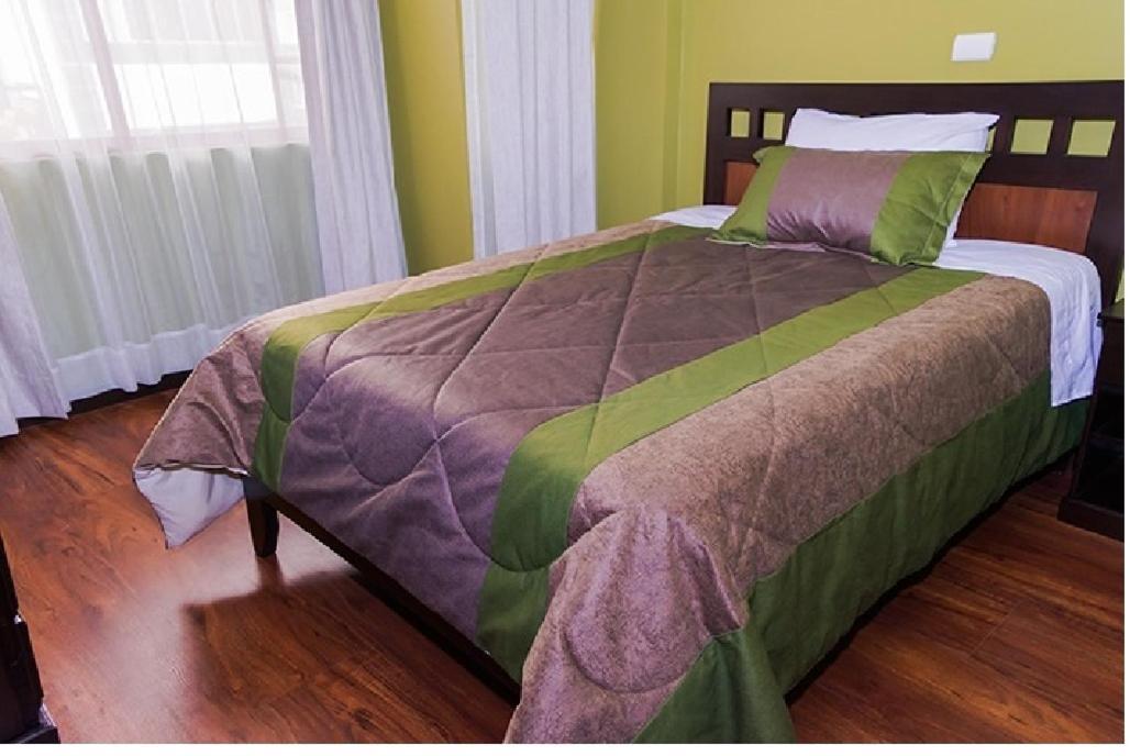Casa De Huespedes Tu Parada En Cuenca Bagian luar foto